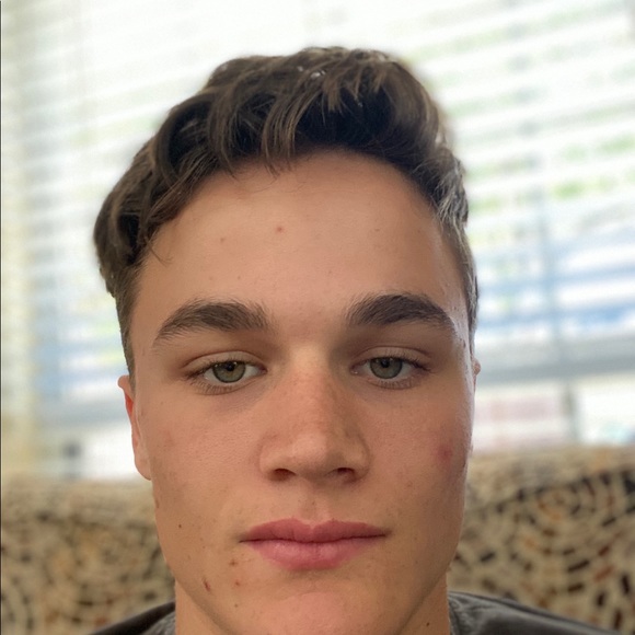 Meet your Poshmaster, Nathan - Picture 6 of 7